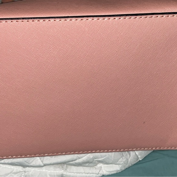 Used a couple of time no stains or tears - Picture 4 of 4